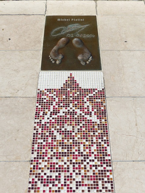 img2.jpg